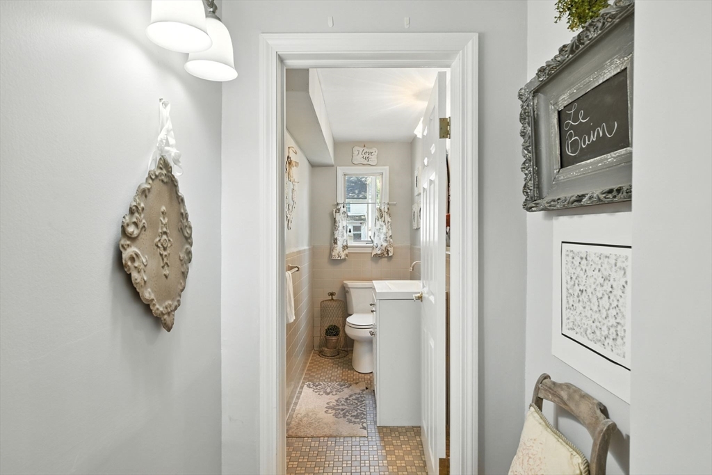 35 Plymouth Road Longmeadow, MA 01106 - Photo 21 of 41 a bathroom with a toilet and a shower