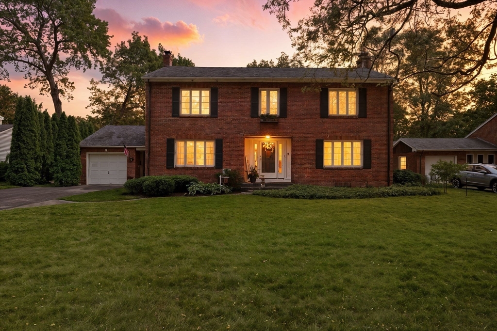 35 Plymouth Road Longmeadow, MA 01106 - Photo 38 of 41 a front view of a house with a garden