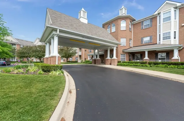 $1,395 | 600 West Walton Boulevard, Pontiac, MI 48340