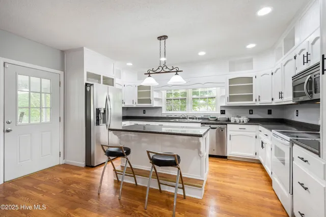 $225,000 | 705 6th Street, Maysville, NC 28555