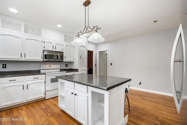 $225,000 | 705 6th Street, Maysville, NC 28555