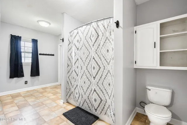 $225,000 | 705 6th Street, Maysville, NC 28555