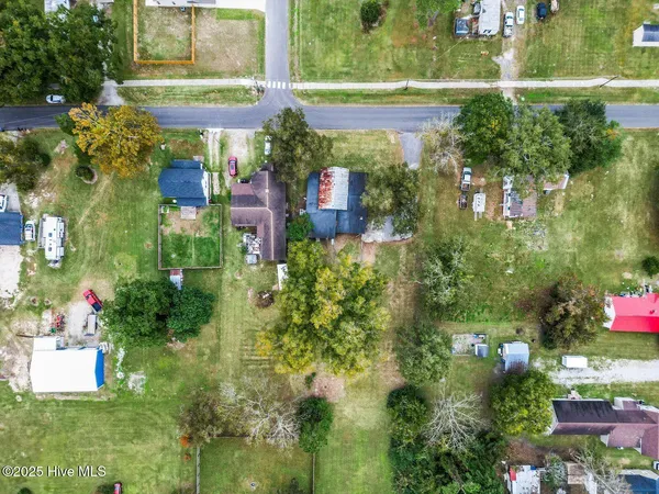 $200,000 | 705 6th Street, Maysville, NC 28555