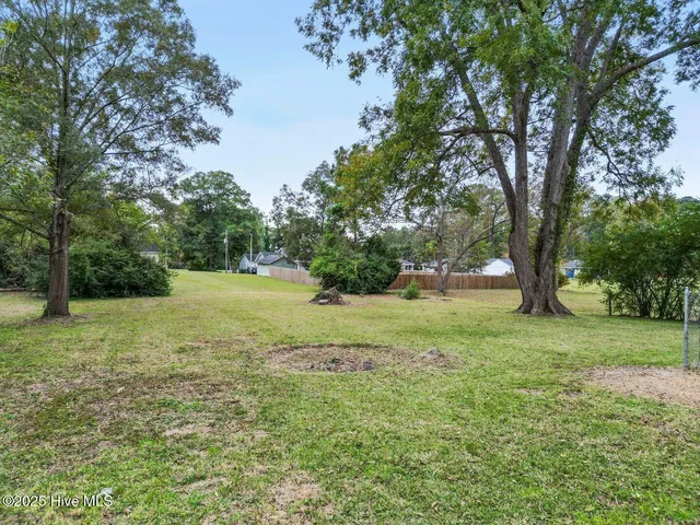 $225,000 | 705 6th Street, Maysville, NC 28555