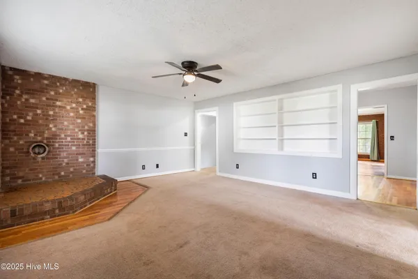 $200,000 | 705 6th Street, Maysville, NC 28555