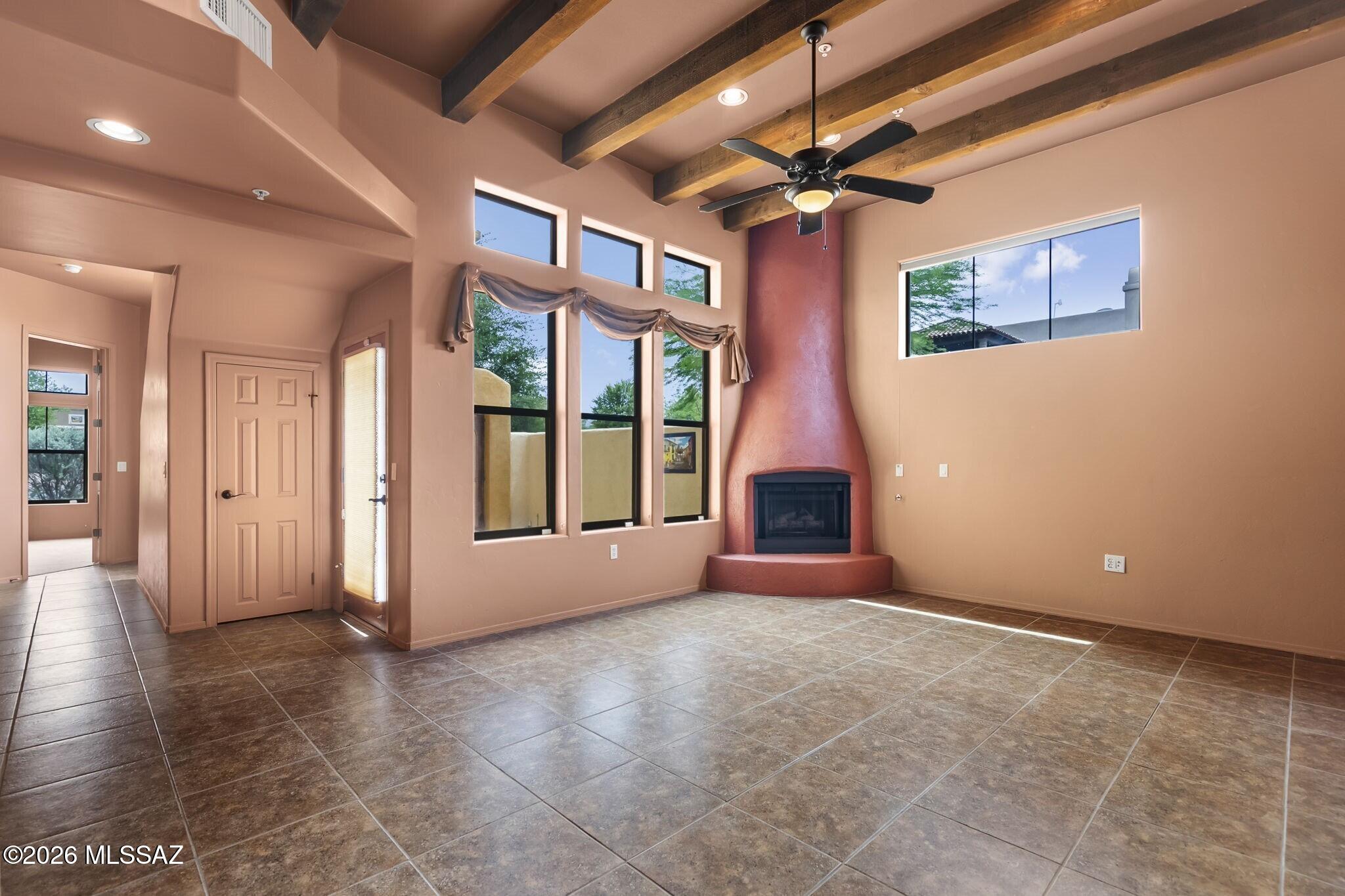 112 Post Way Tubac, AZ 85646 - Photo 8 of 45 Great Room