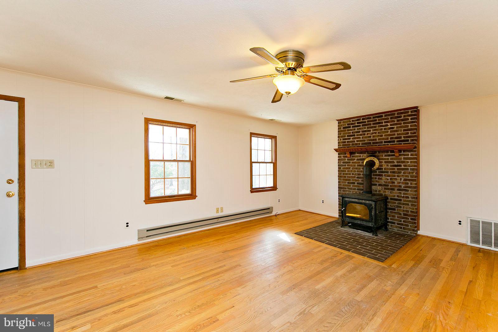 3680 Green Spring Road Winchester, VA 22603 - Photo 8 of 41 Gallery Image 8