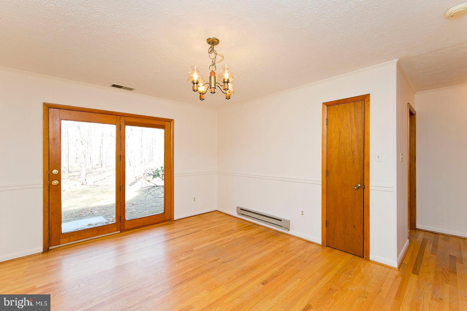 3680 Green Spring Road Winchester, VA 22603 - Photo 9 of 41 Dining Room with access to rear yard.
