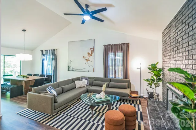 $749,900 | 52 Reynolda Drive, Asheville, NC 28803