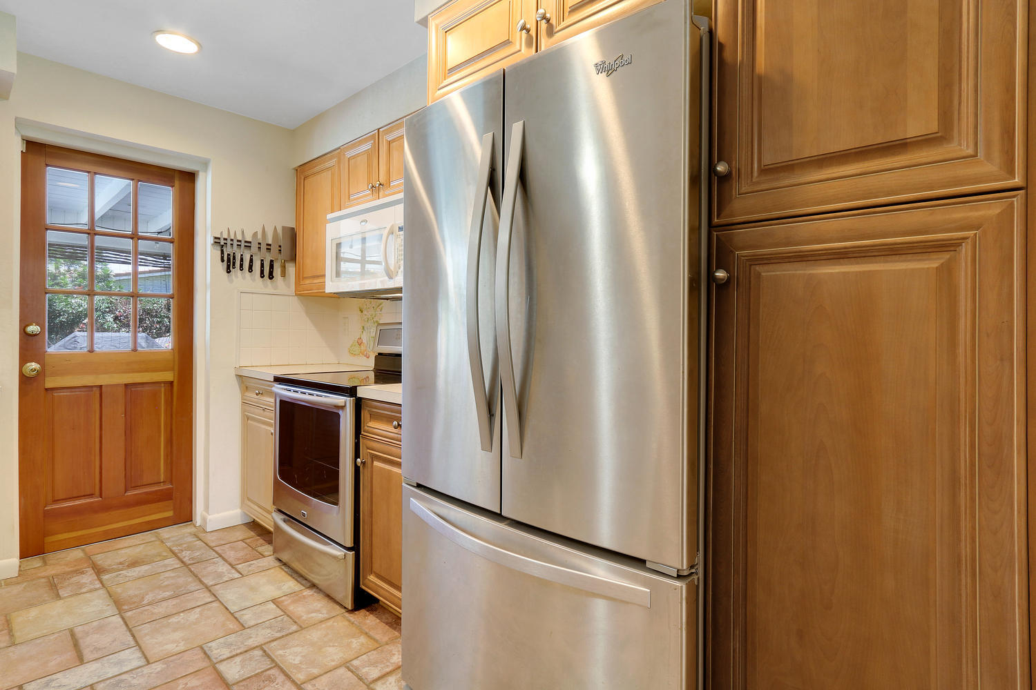 38 Southwest 9th Terrace Boca Raton, FL 33486 - Photo 8 of 25 38 SW 9th Terrace Boca Raton-large-009-1