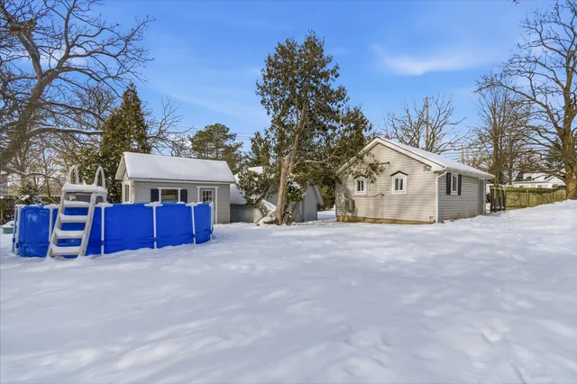 $375,000 | 439 North Reese Street, South Lyon, MI 48178