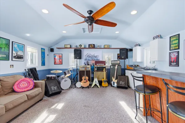 $355,000 | 439 North Reese Street, South Lyon, MI 48178