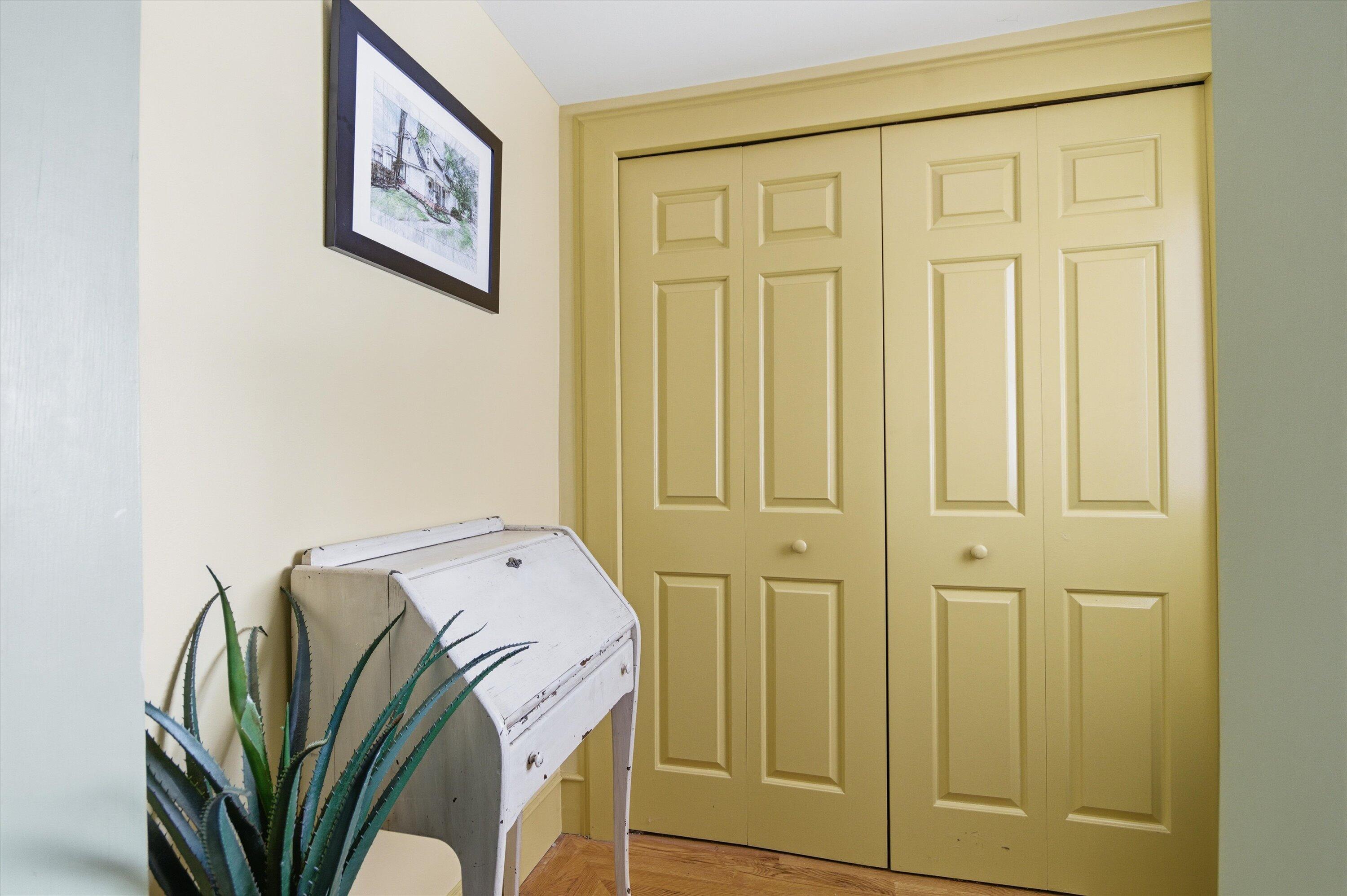 439 North Reese Street South Lyon, MI 48178 - Photo 6 of 48 22-22