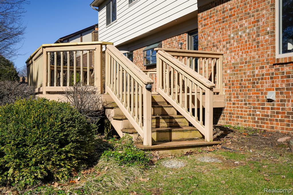 2729 Powderhorn Ridge Road Rochester, MI 48309 - Photo 6 of 95