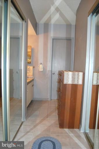 5505 Seminary Road, Unit 508N Falls Church, VA 22041 - Photo 4 of 22 Hallway