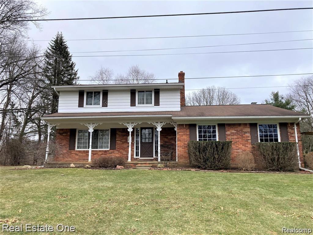 10190 Ellis Road Clarkston, MI 48348 - Photo 1 of 26 IMG_0847 (2).jpg