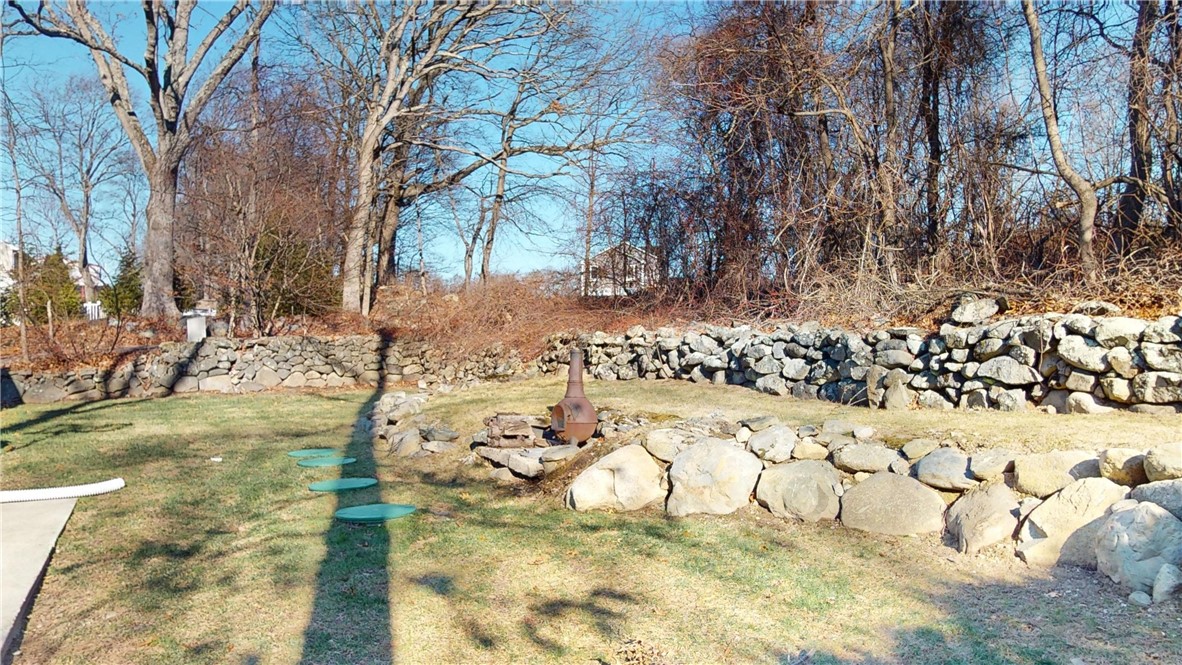 77 Iroquois Road Cumberland, RI 02864 - Photo 23 of 25