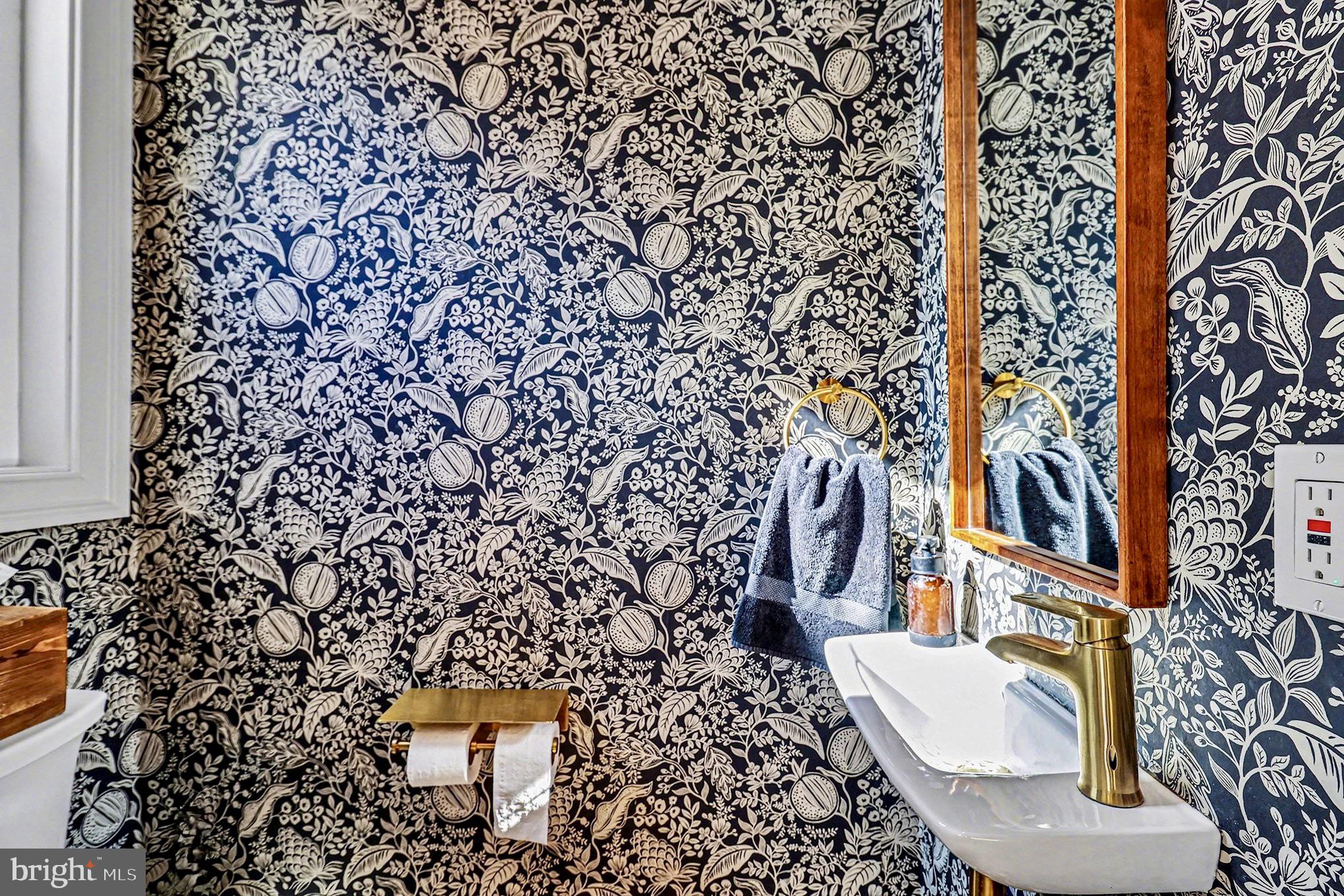 1410 Castle Avenue Philadelphia, PA 19145 - Photo 16 of 38