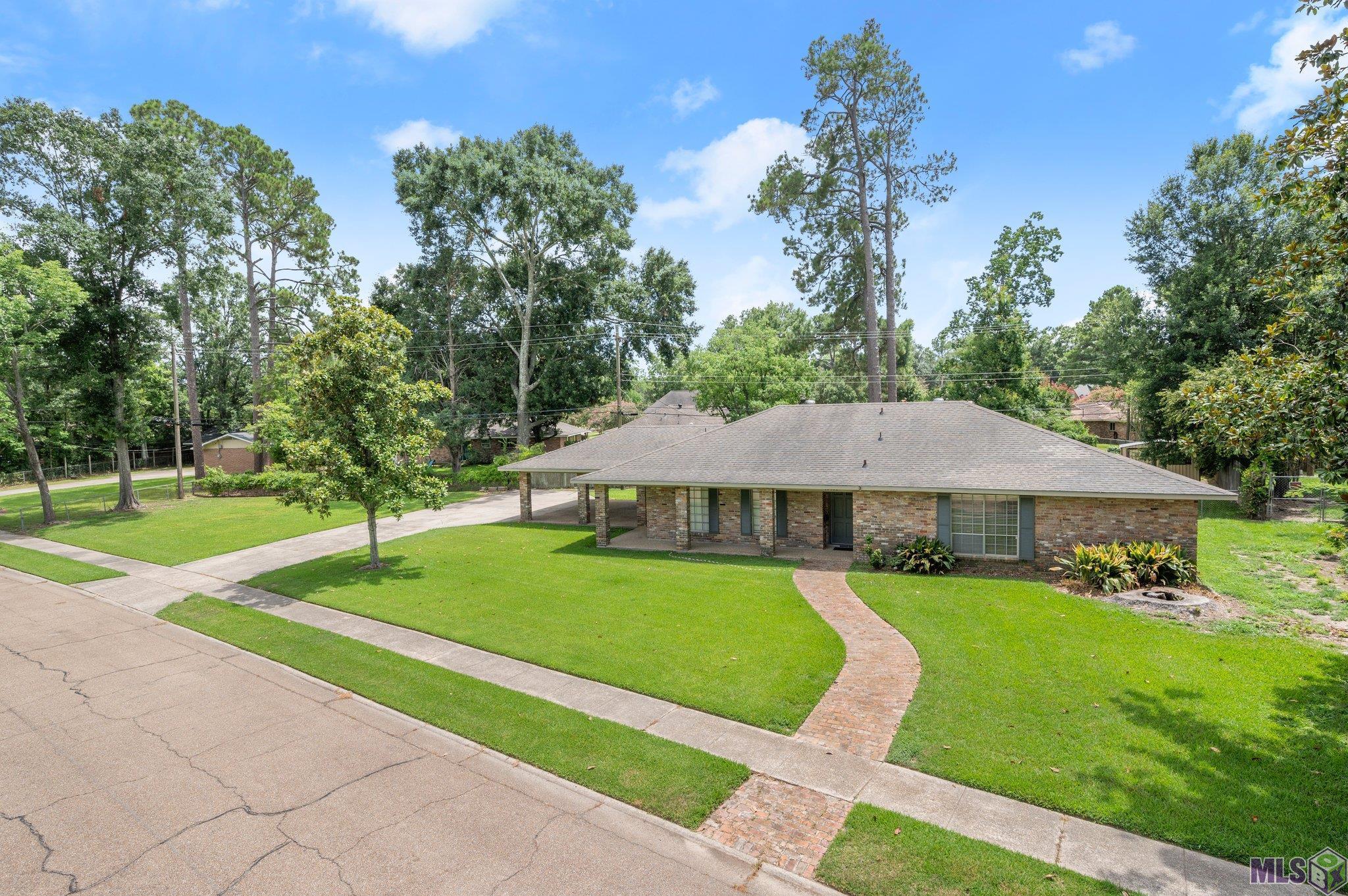 10460 Barbara Street Baton Rouge, LA 70815 - Photo 1 of 19 Gallery Image 1