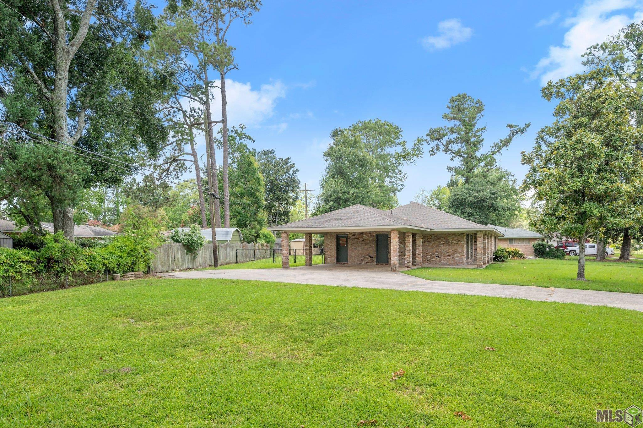 10460 Barbara Street Baton Rouge, LA 70815 - Photo 4 of 19 Gallery Image 4