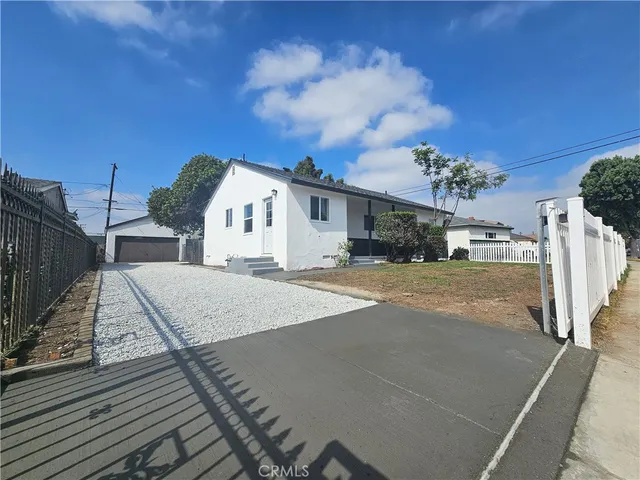 $790,000 | 15603-15603 South Tarrant Avenue, Compton, CA 90220