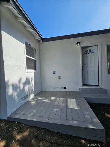 $790,000 | 15603-15603 South Tarrant Avenue, Compton, CA 90220