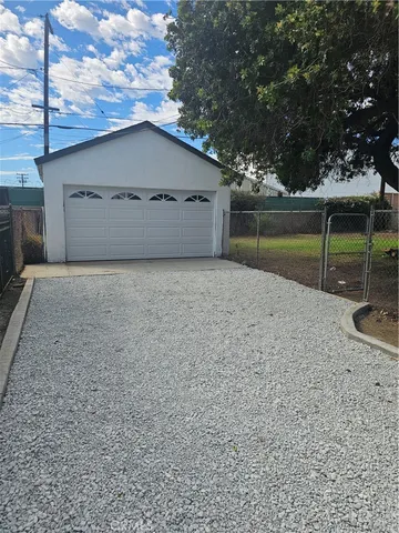 $790,000 | 15603-15603 South Tarrant Avenue, Compton, CA 90220