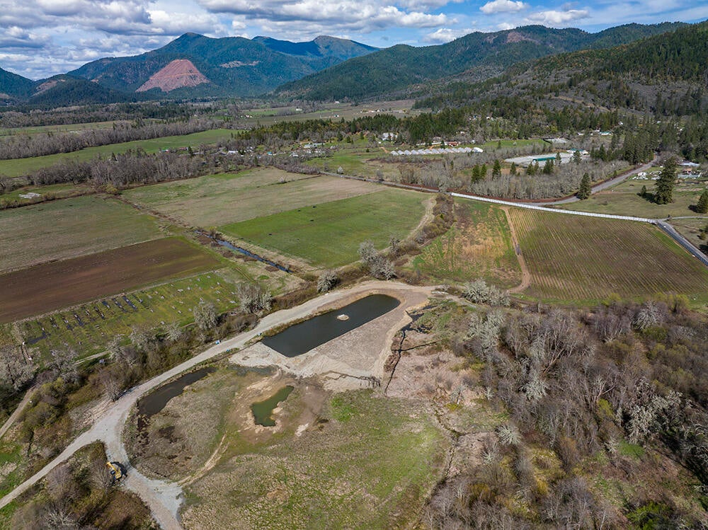 425-463 Kendall Road Cave Junction, OR 97523 - Photo 41 of 46 40