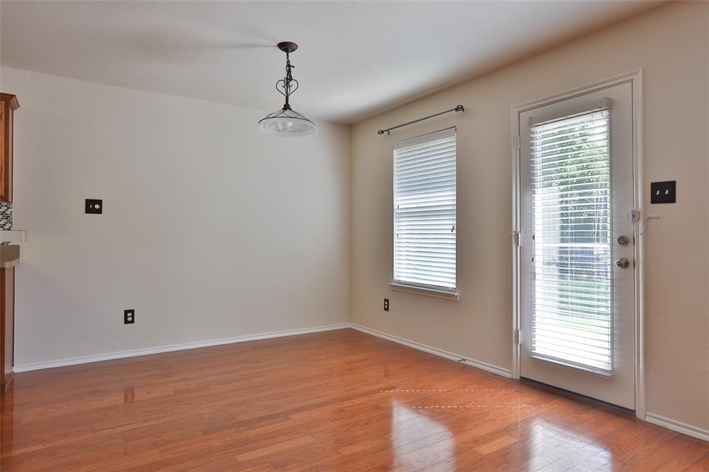809 Robbin Circle McKinney, TX 75072 - Photo 7 of 23
