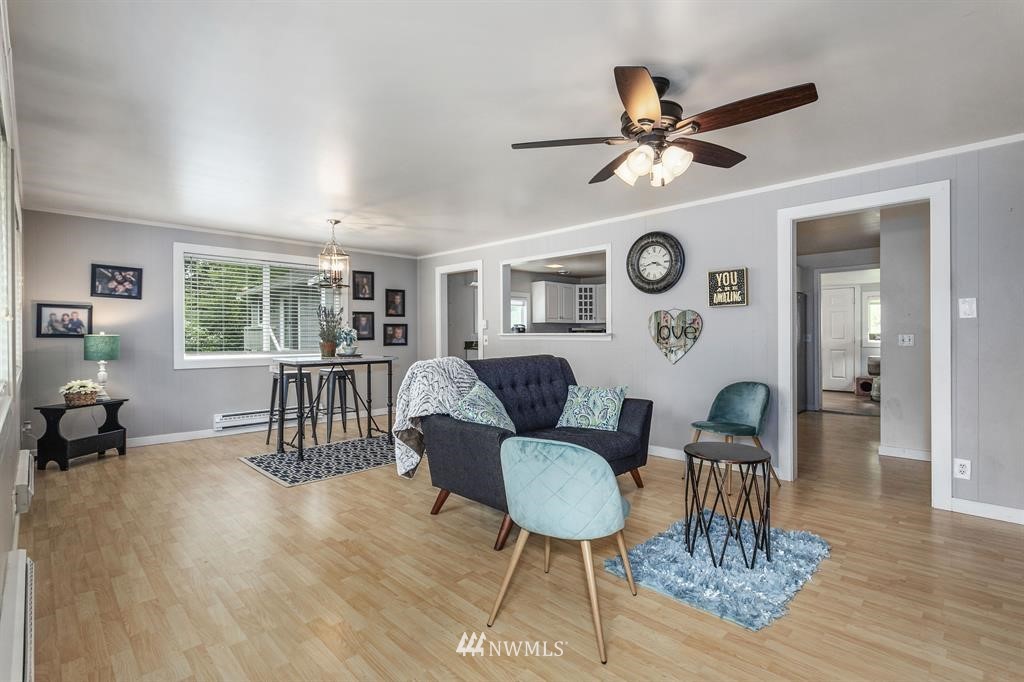 4205 Robinson Road Northeast Bremerton, WA 98310 - Photo 4 of 22 Gallery Image 4