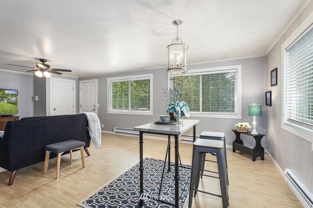 4205 Robinson Road Northeast Bremerton, WA 98310 - Photo 8 of 22 Gallery Image 8