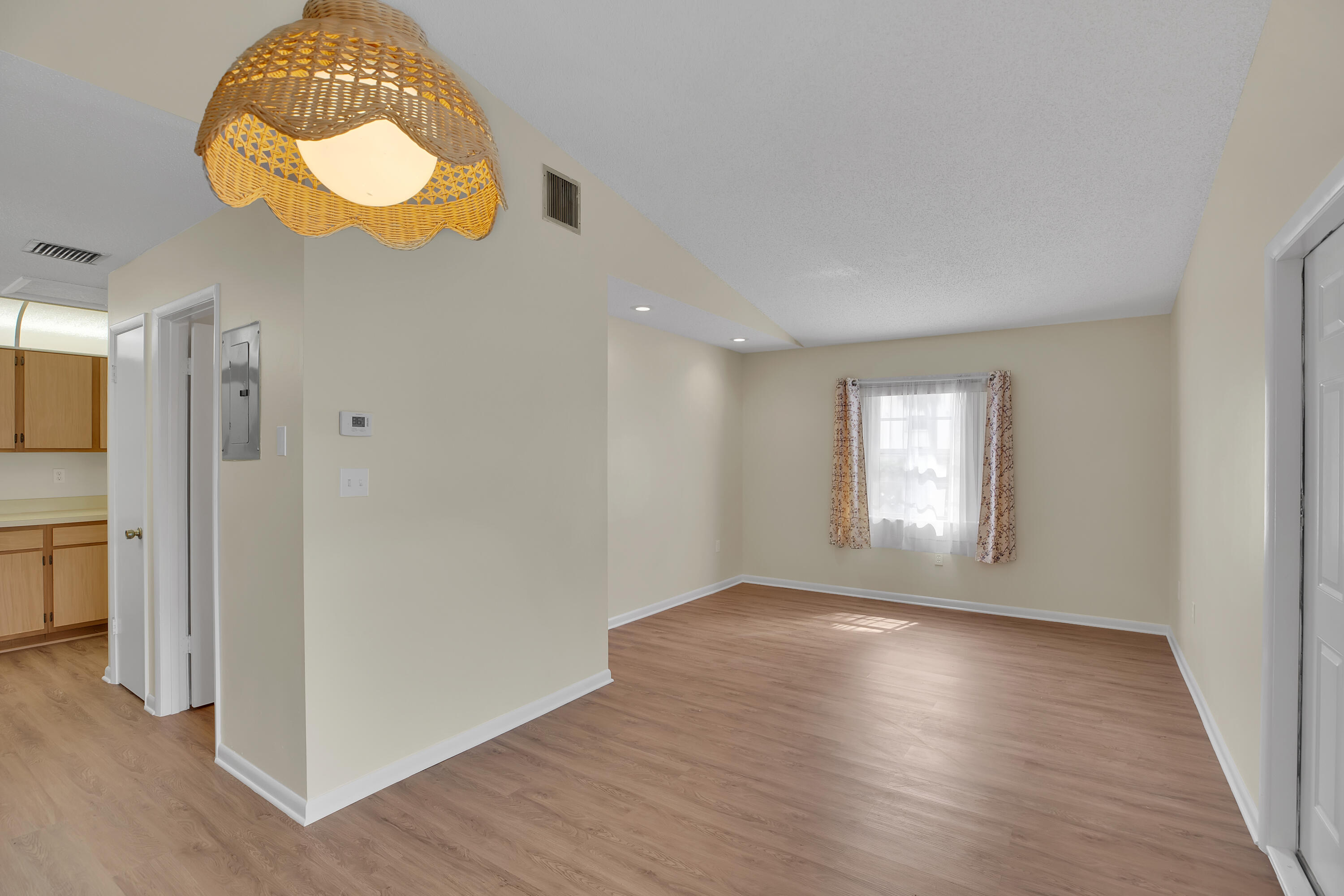 2007 Oleander Boulevard, Unit D Fort Pierce, FL 34950 - Photo 15 of 41 240822_BlaisMedia&Marketing_Blais_2007Ol