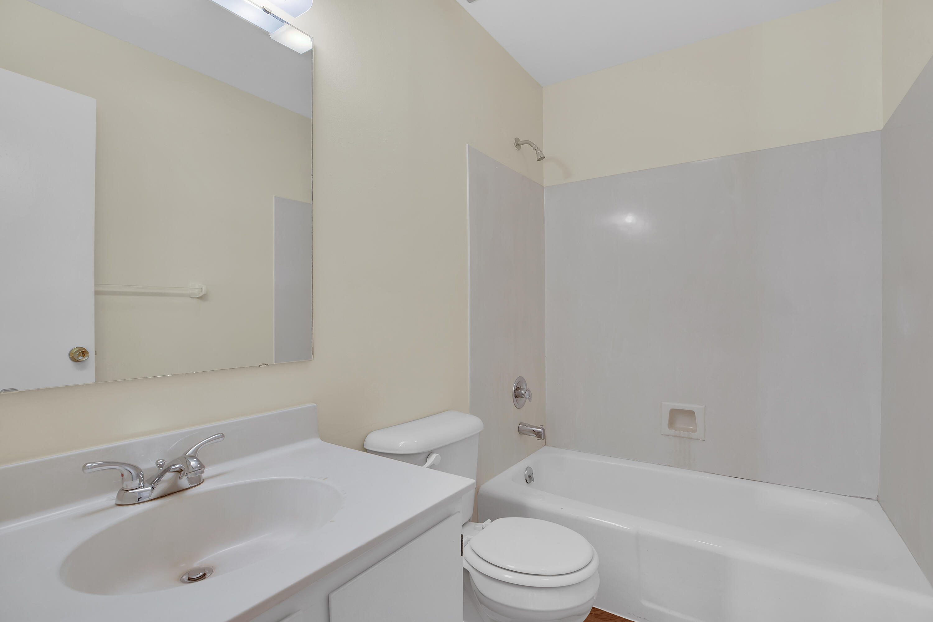 2007 Oleander Boulevard, Unit D Fort Pierce, FL 34950 - Photo 25 of 41 240822_BlaisMedia&Marketing_Blais_2007Ol