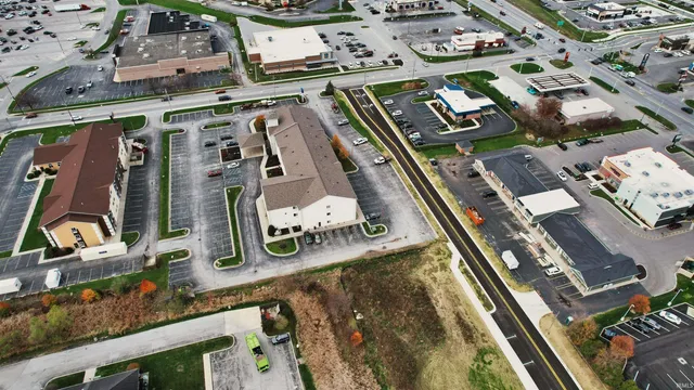 $580,000 | 1100 West Seventh Street, Auburn, IN 46706