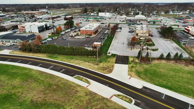 $580,000 | 1100 West Seventh Street, Auburn, IN 46706