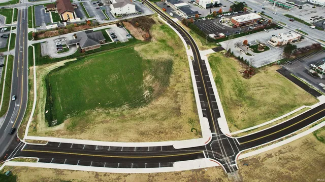 $580,000 | 1100 West Seventh Street, Auburn, IN 46706