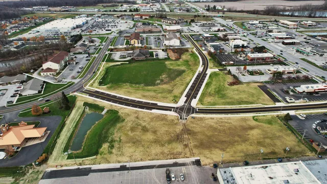 $580,000 | 1100 West Seventh Street, Auburn, IN 46706