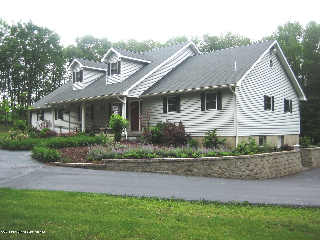 183 Sawmill Road Lake Ariel, PA 18436 - Photo 17 of 22 Gallery Image 17