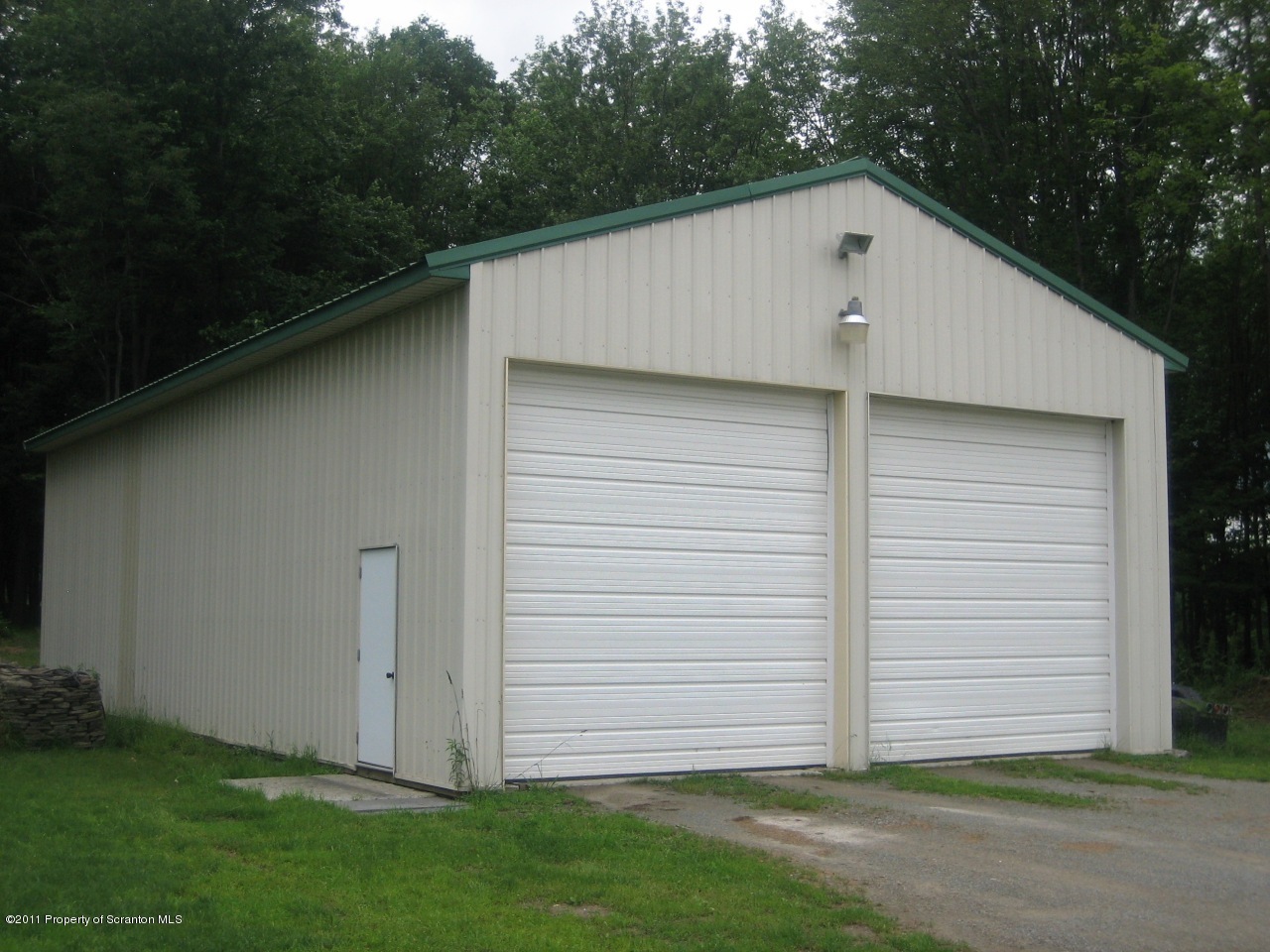 183 Sawmill Road Lake Ariel, PA 18436 - Photo 3 of 22 Gallery Image 3