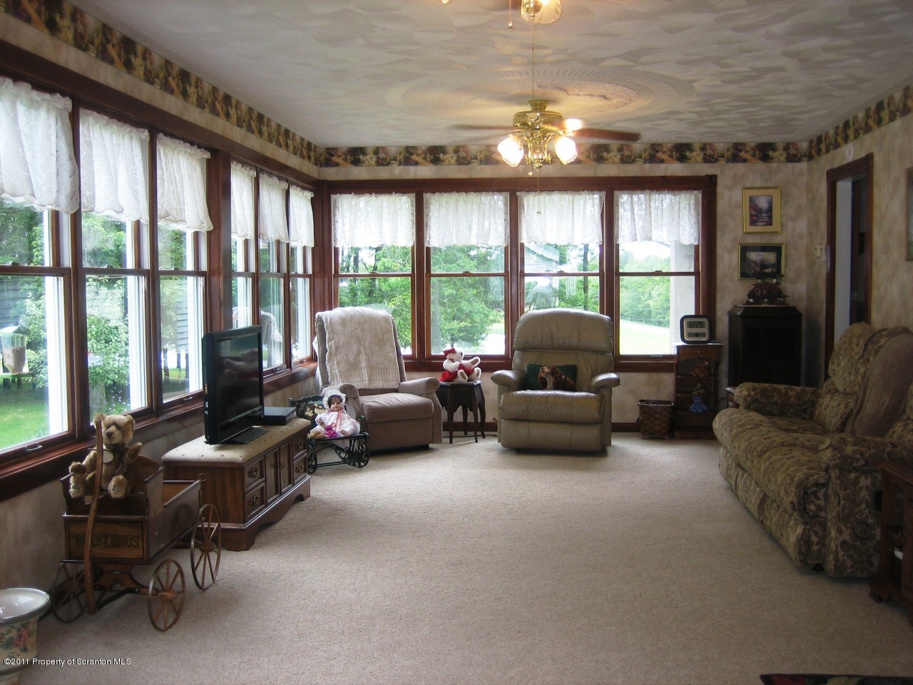 183 Sawmill Road Lake Ariel, PA 18436 - Photo 6 of 22 Gallery Image 6
