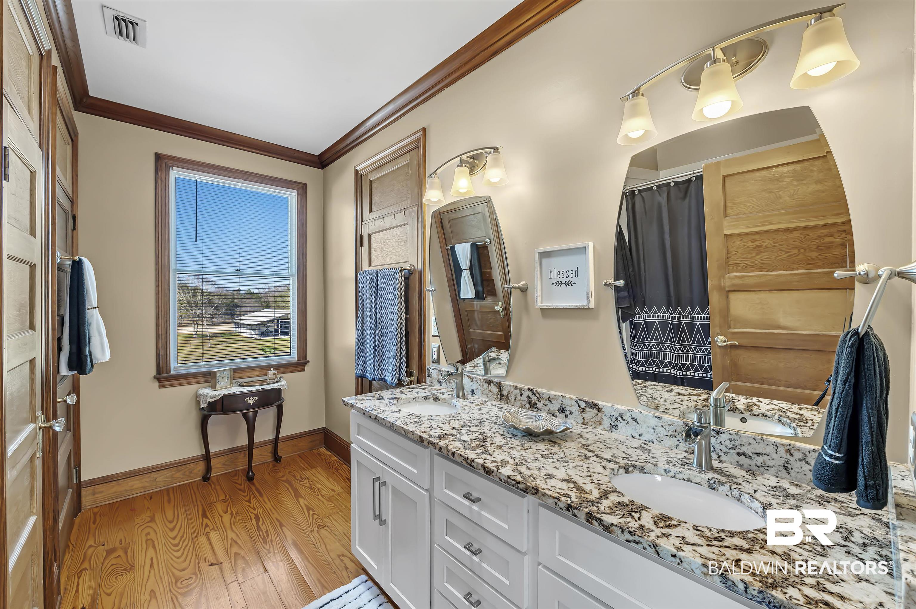 17501 Francis Harrell Road Elberta, AL 36530 - Photo 26 of 50 Primary Bathroom