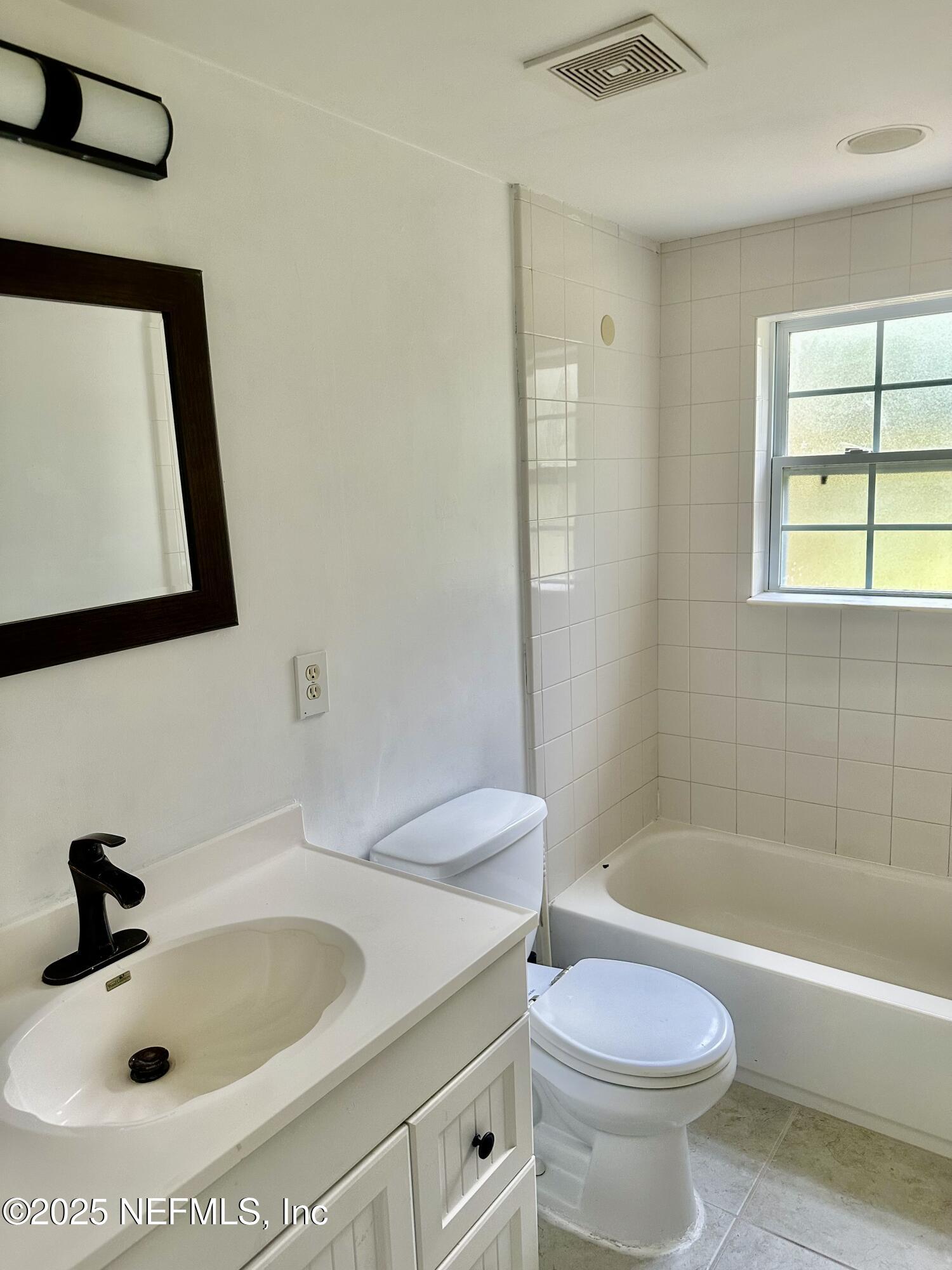 1423 Jones Road Jacksonville, FL 32220 - Photo 5 of 16 IMG_7221