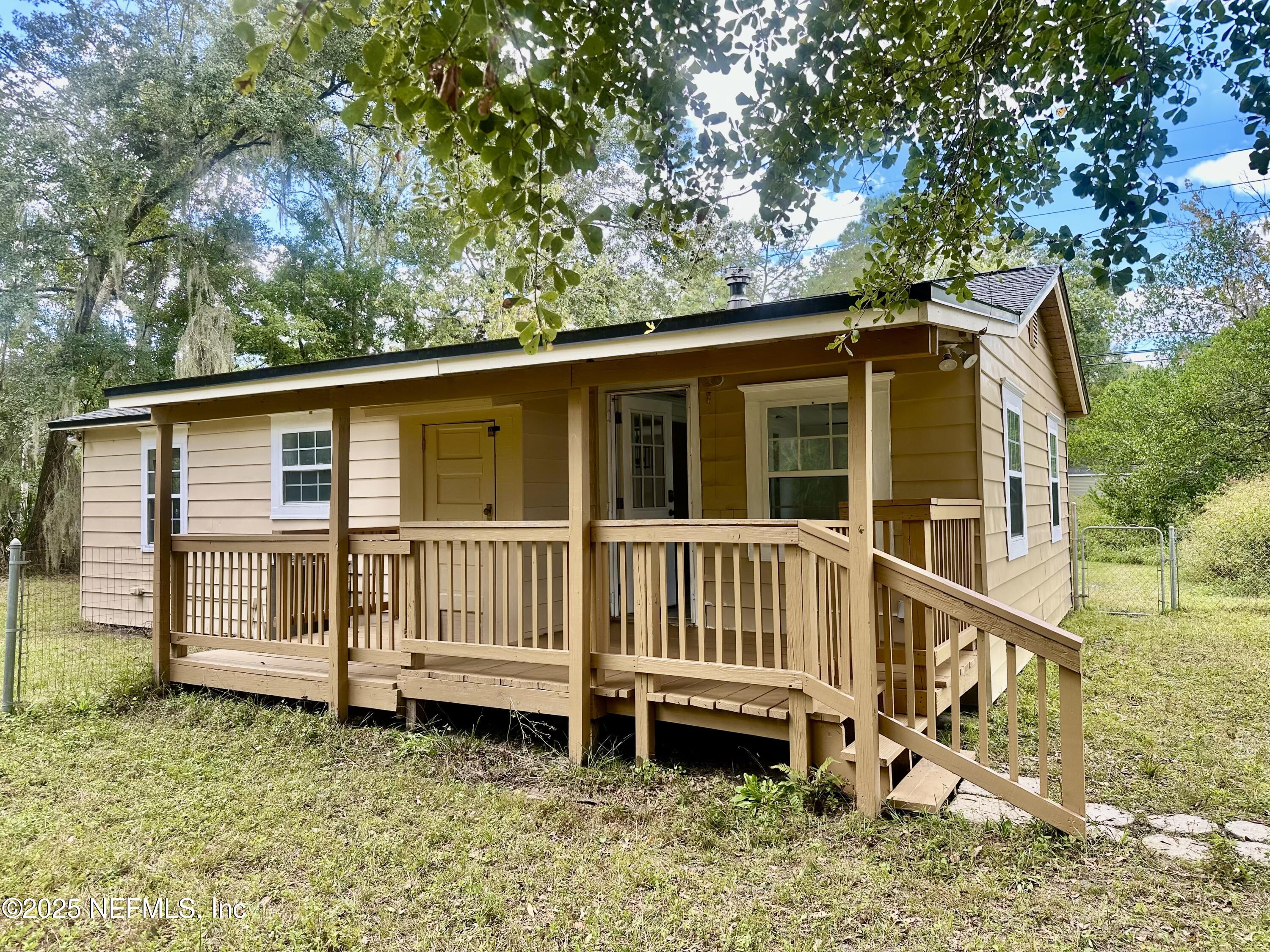 1423 Jones Road Jacksonville, FL 32220 - Photo 6 of 16 IMG_7217