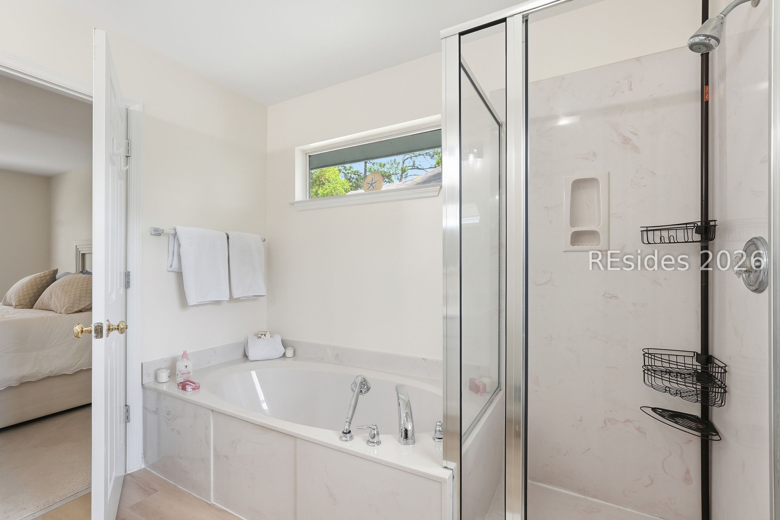 10 Pine Burr Road East, Unit 5 Hilton Head Island, SC 29926 - Photo 22 of 38 Primary bathroom