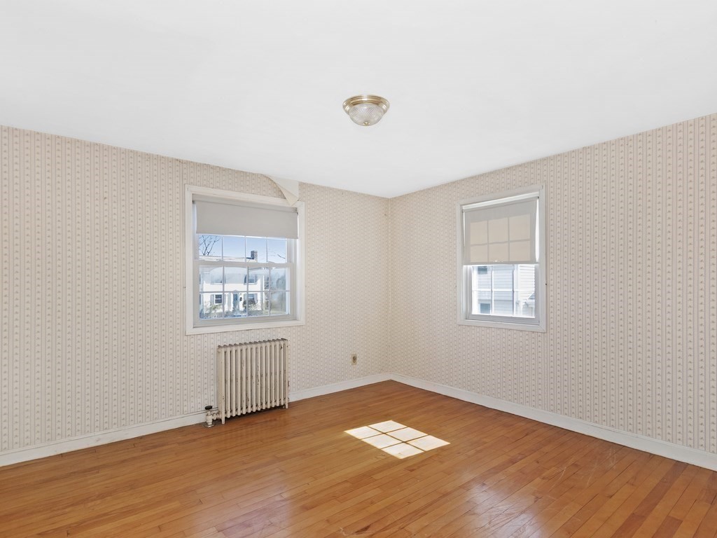 29 Magnolia Road Milton, MA 02186 - Photo 6 of 18
