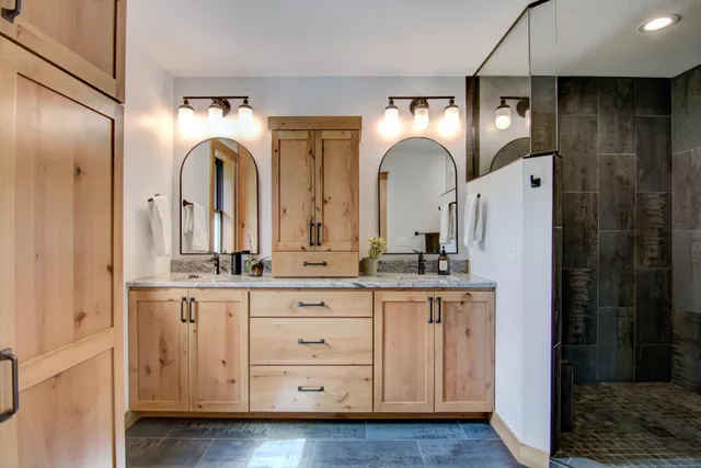 $563,500 | N5144 558th Street, Menomonie, WI 54751