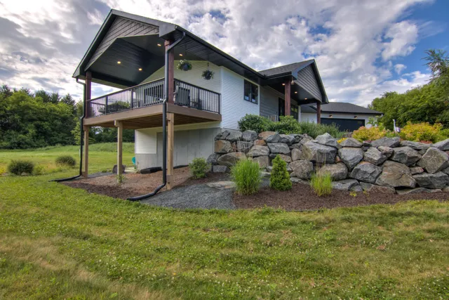 $563,500 | N5144 558th Street, Menomonie, WI 54751