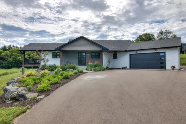 $563,500 | N5144 558th Street, Menomonie, WI 54751