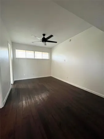 $1,100 | 3304 Red River Street, Unit 203, Austin, TX 78705