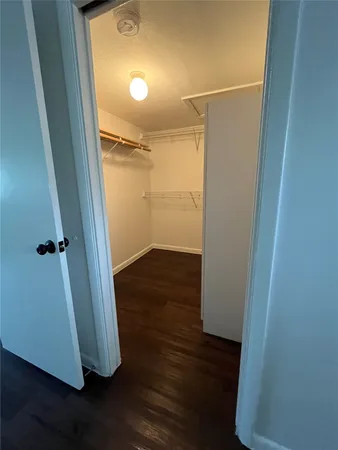 $1,100 | 3304 Red River Street, Unit 203, Austin, TX 78705